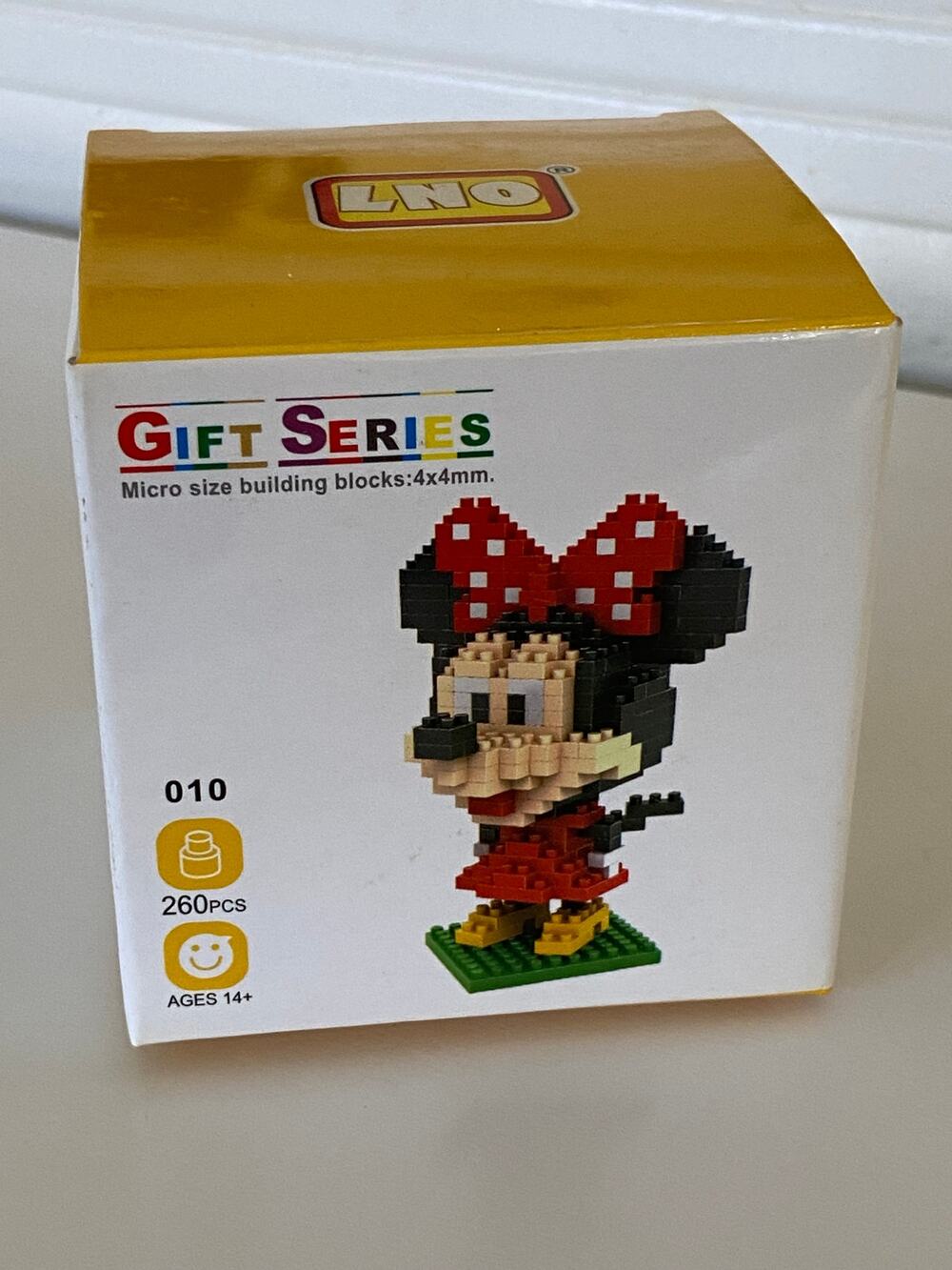 NIB Gift Series LNO Minnie Mouse Micro Size Building Blocks Mickey Toy Minis